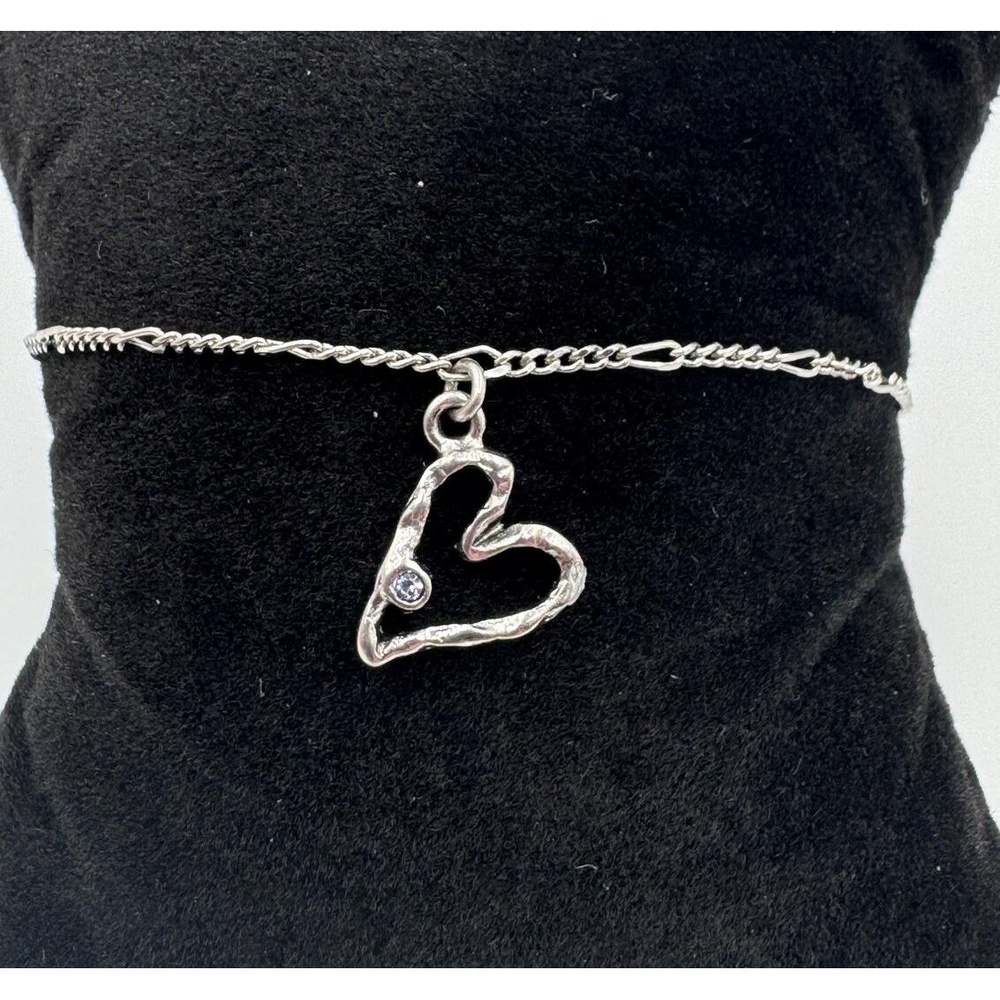 Marc Jacobs Delicate Silver Tone Figaro Heart‎ Charm Rhinestone Love Bracelet